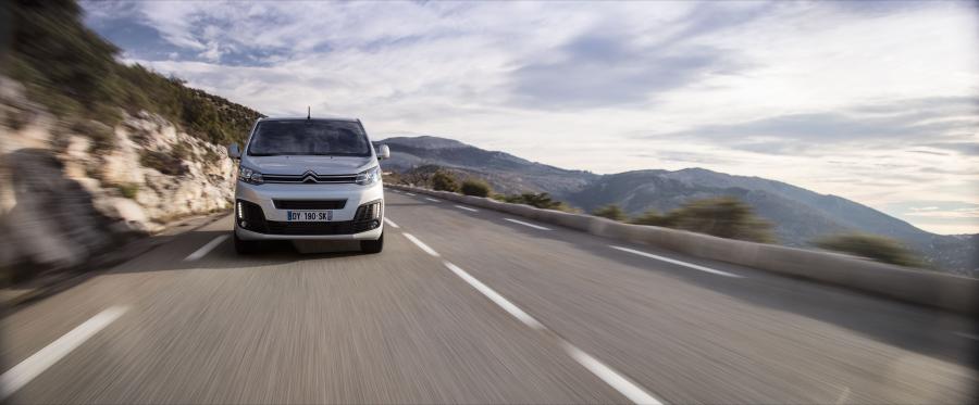  Citroen SpaceTourer 2016 года  (фото 30 из 40)
